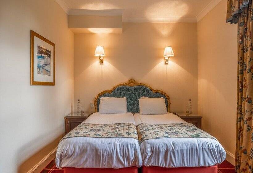 Отель Muthu Newton