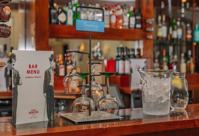 Отель Muthu Newton