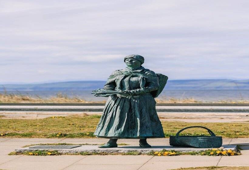 Отель Muthu Newton