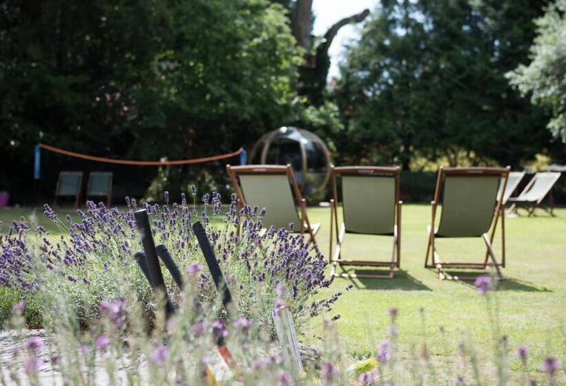 هتل The Eastbury & Spa