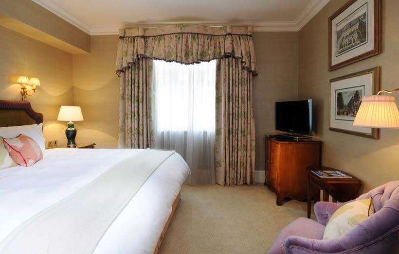 هتل The Stafford  London