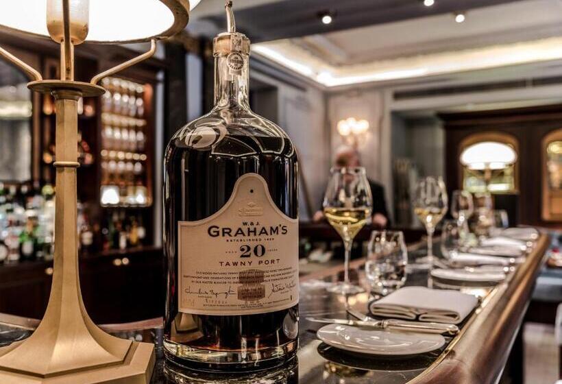 هتل The Stafford  London