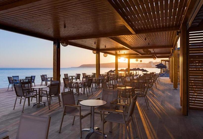Avra Beach Resort