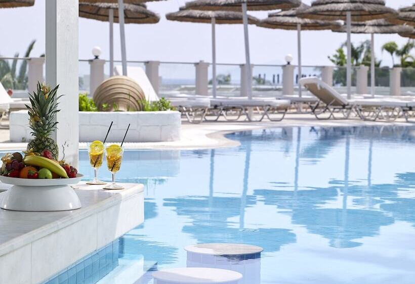 リゾートホテル Dimitra Beach Hotel & Suites