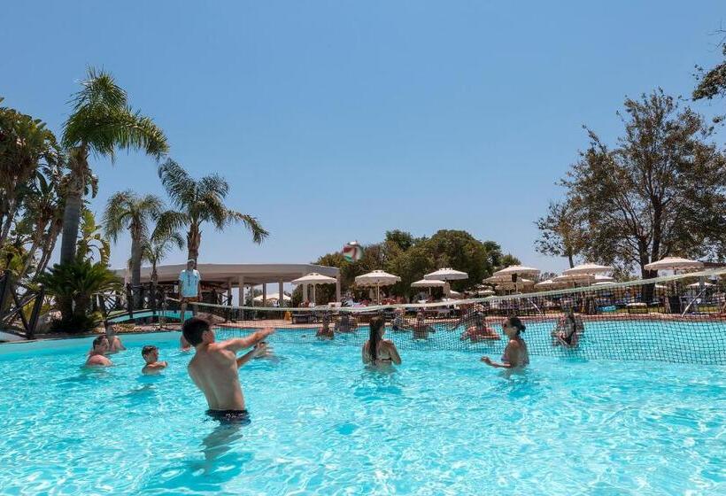 هتل Calypso Beach