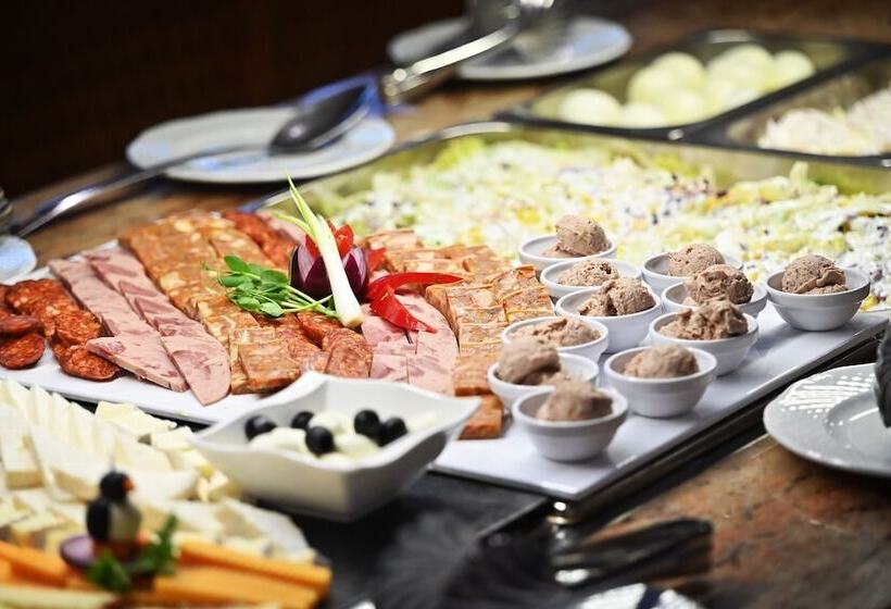 ホテル Eger & Park