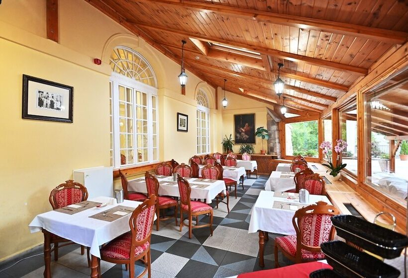 ホテル Eger & Park