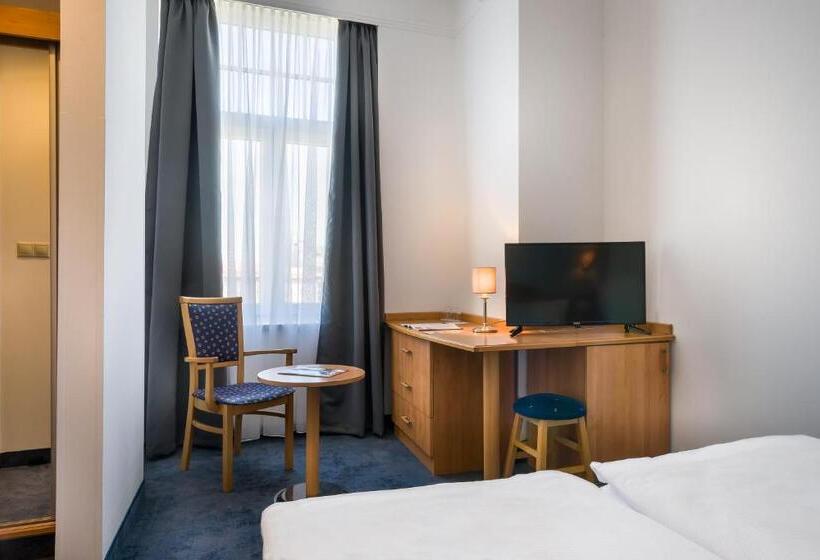 فندق Golden Park Budapest