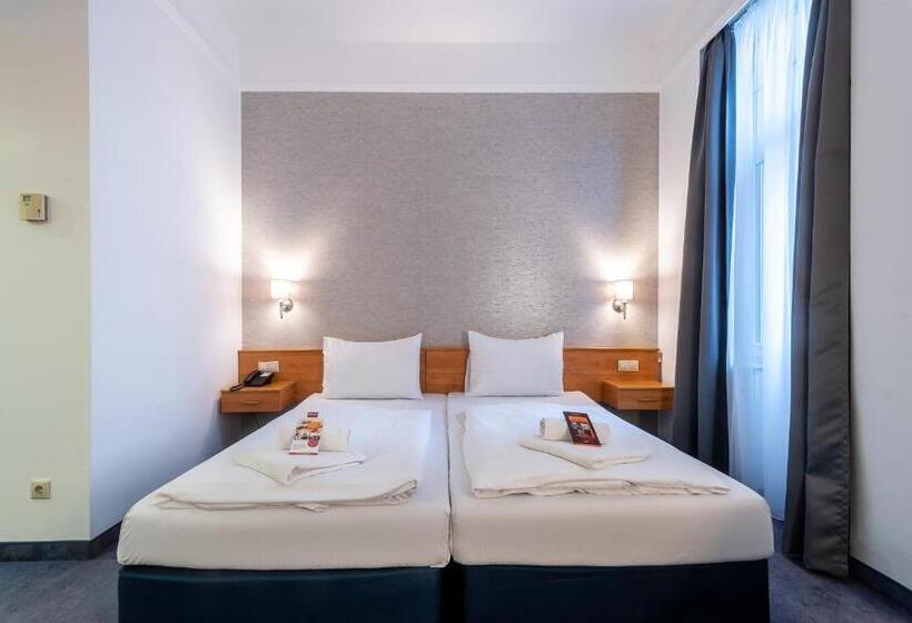 فندق Golden Park Budapest