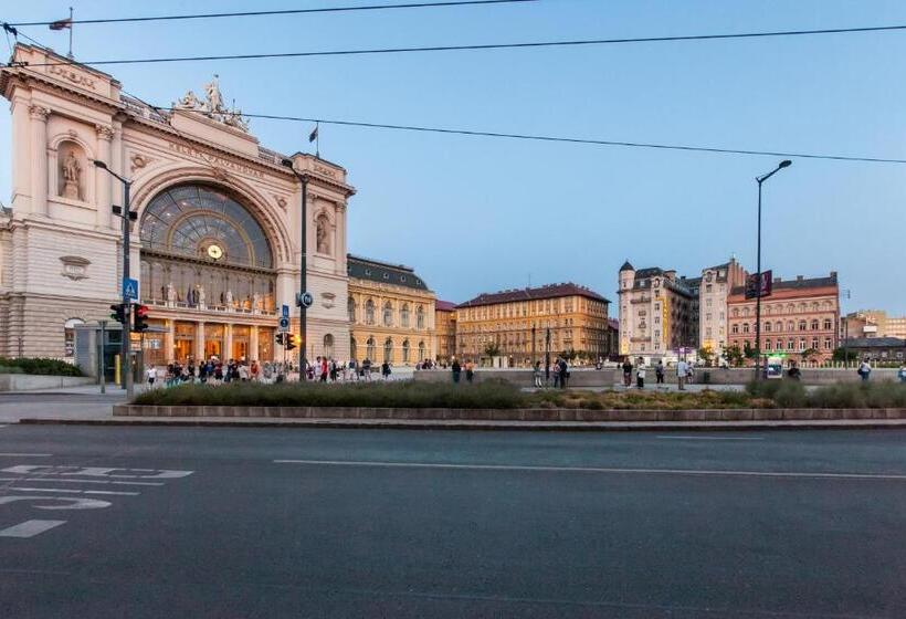 فندق Golden Park Budapest