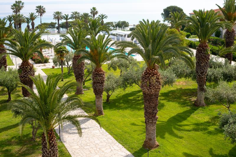هتل Kassandra Palace Seaside Resort