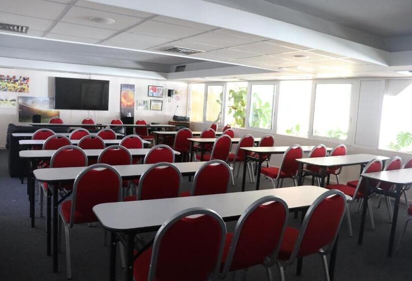 ホテル Lepanto Beach