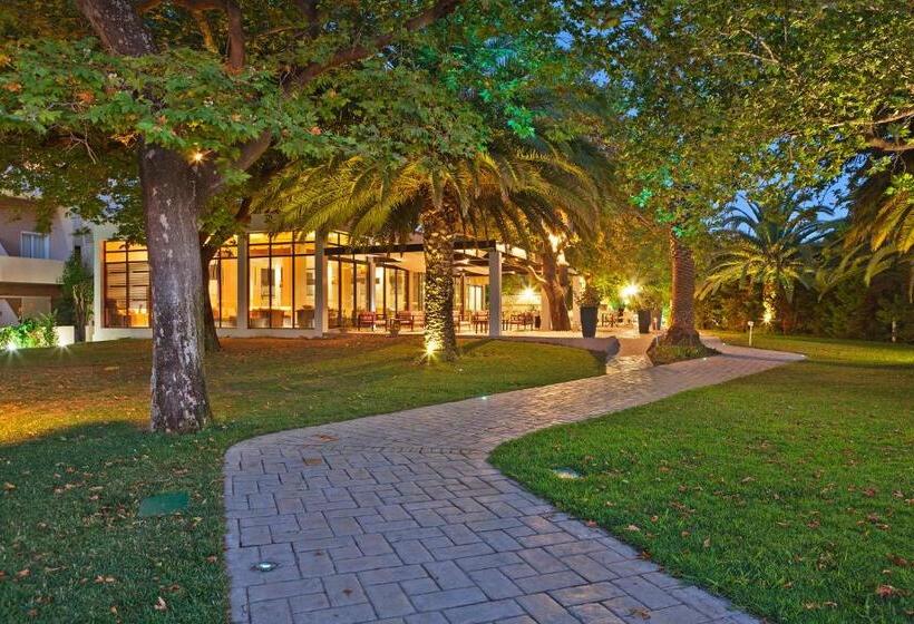 Long Beach Hotel & Resort