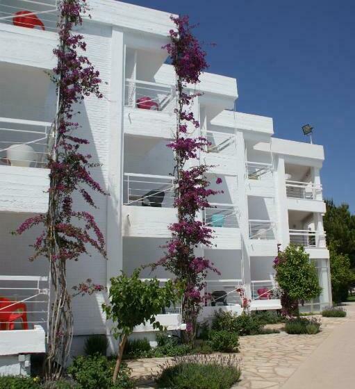 فندق Marathon Beach Resort