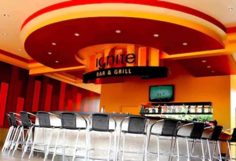 Pegasus Hotel By The Waterfront