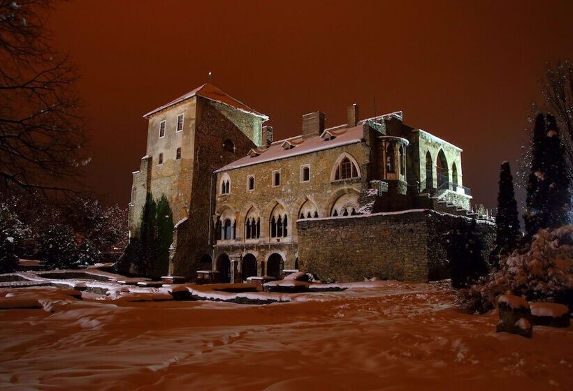 فندق Kristály Imperial