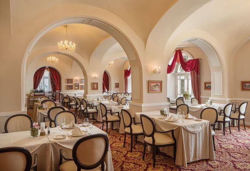 فندق Kristály Imperial