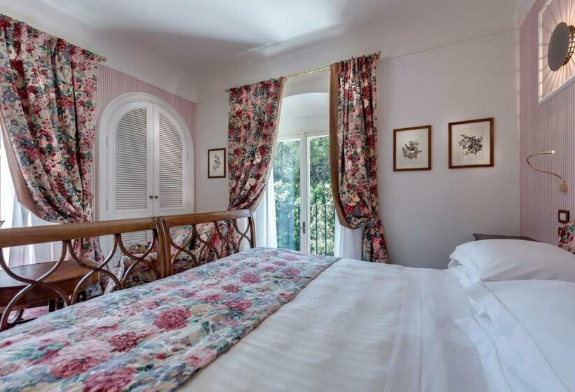 Augustus Hotel & Resort
