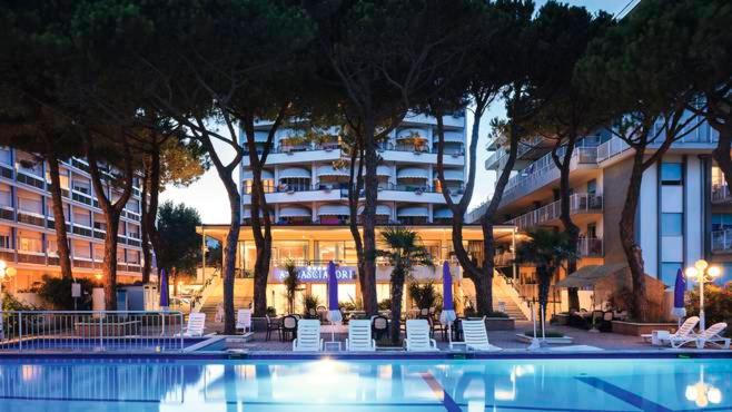 هتل Ambasciatori Palace