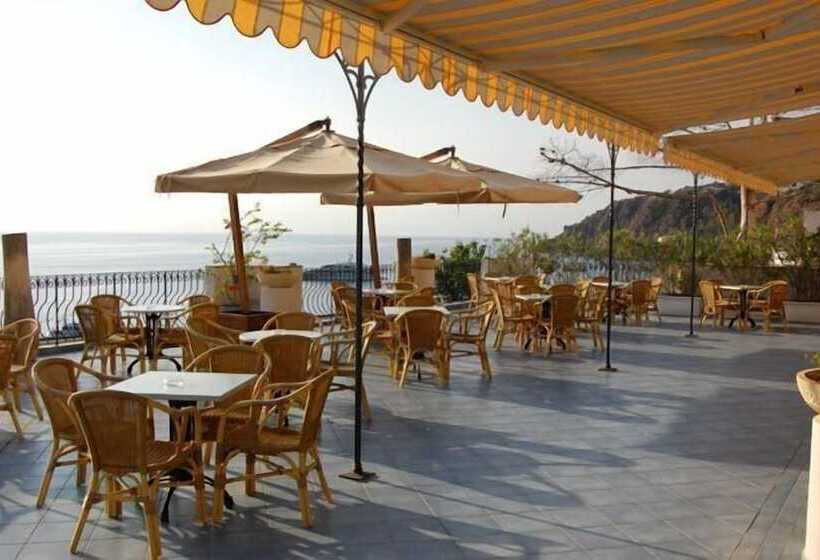 هتل Giardino Sul Mare
