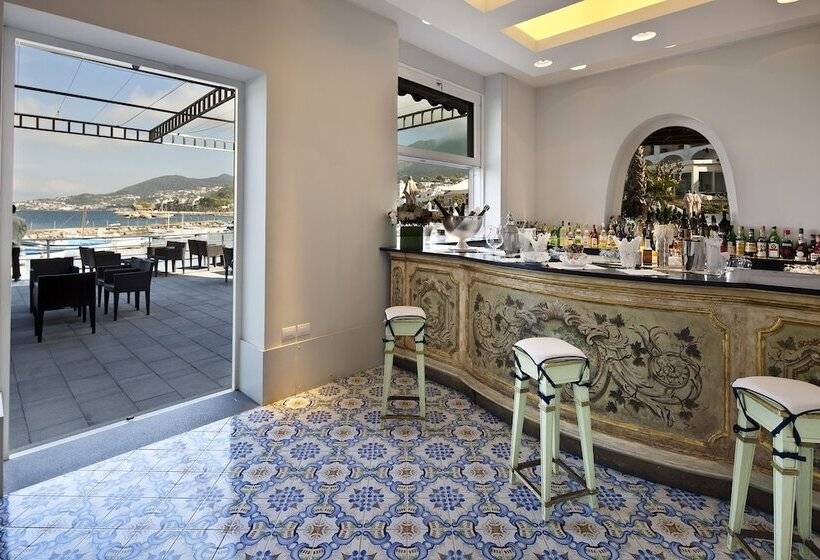 فندق Regina Isabella Resort Spa Restaurant
