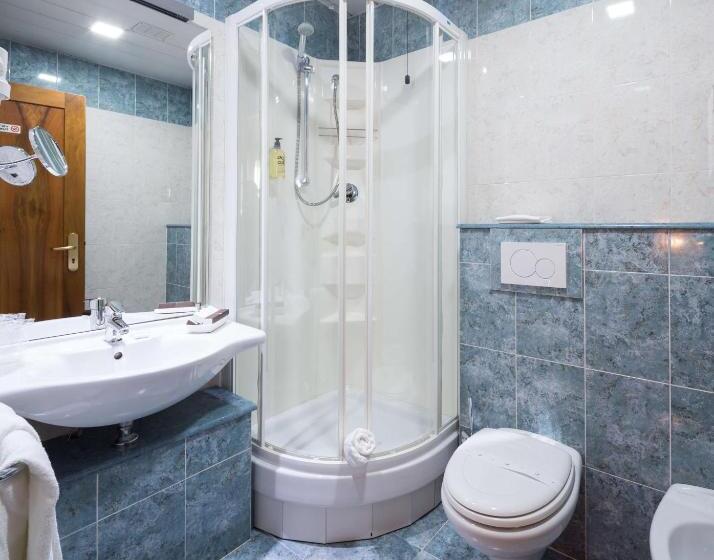 La Villa   Sure Hotel Collection By Best Western