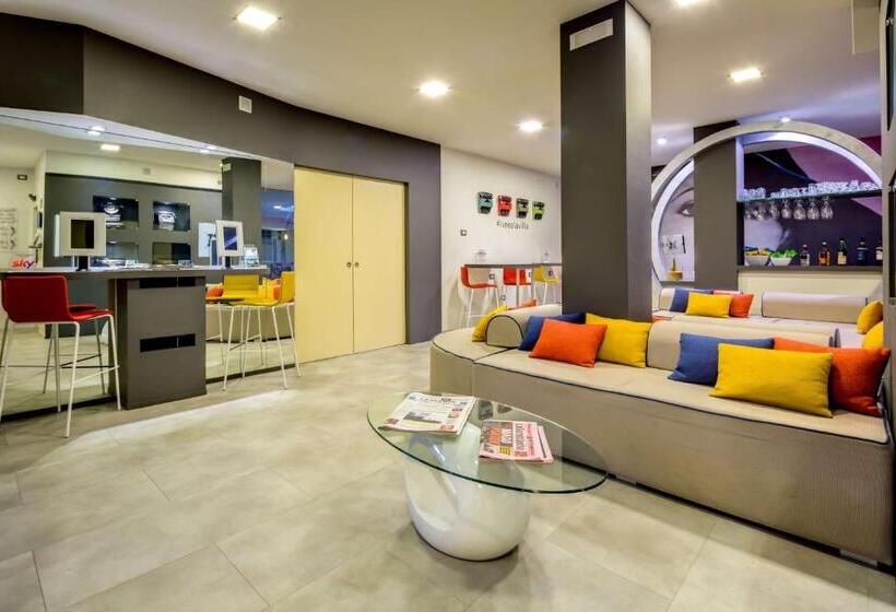 La Villa   Sure Hotel Collection By Best Western