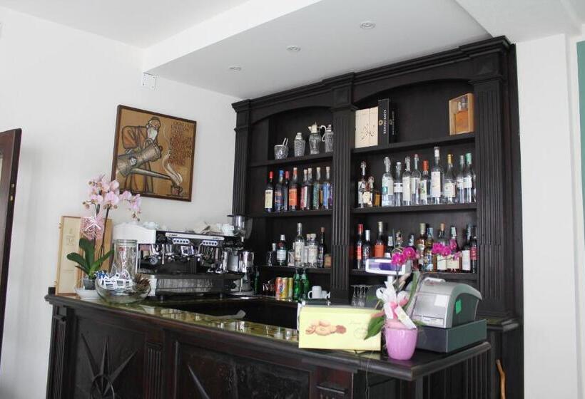 호텔 Locanda Ponte Rosa