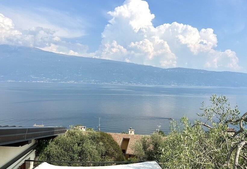 בית מלון כפרי Meandro   Lake View