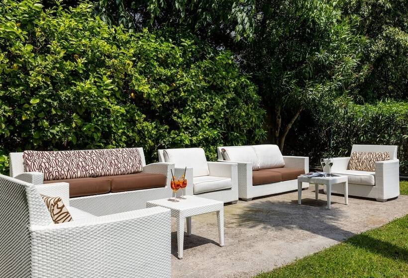 בית מלון כפרי Meandro   Lake View