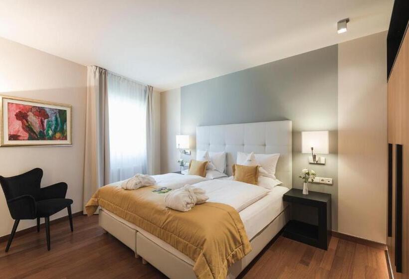 هتل Mignon Meran Park & Spa