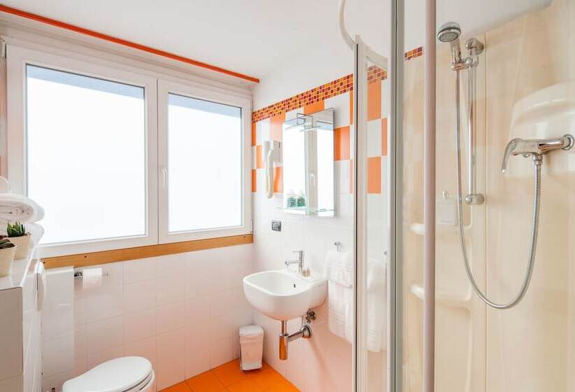 هتل Albergo La Piazzetta