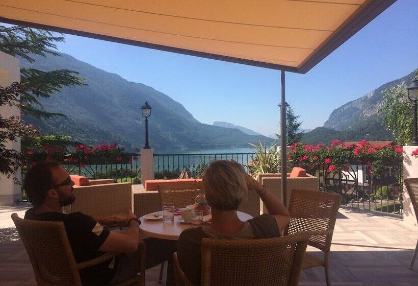 فندق Ariston Lake View