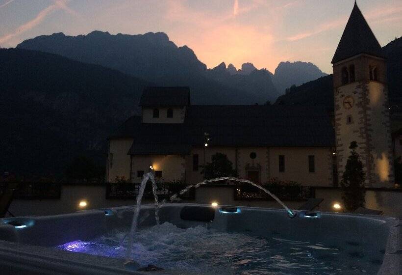 فندق Ariston Lake View