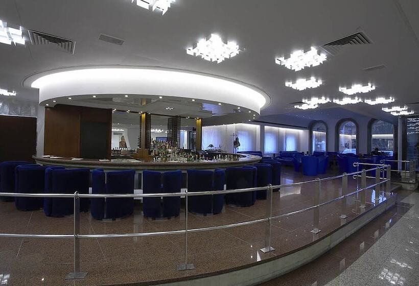 هتل Astoria Palace