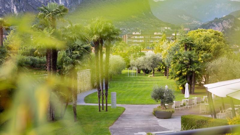 هتل Astoria Resort