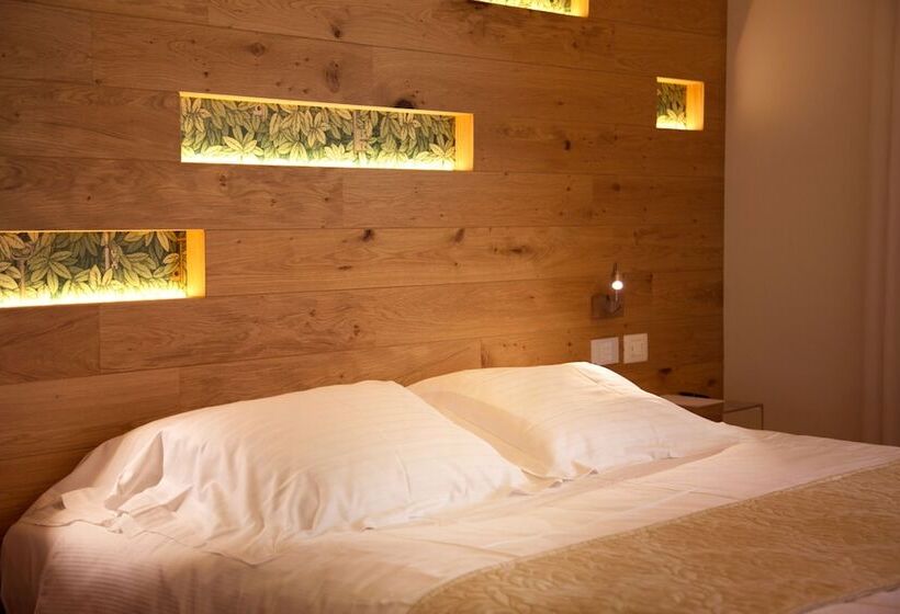 هتل Astoria Resort