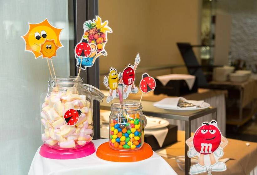 هتل Astoria Resort