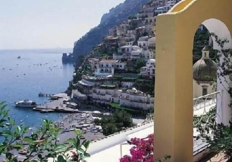 فندق L Ancora