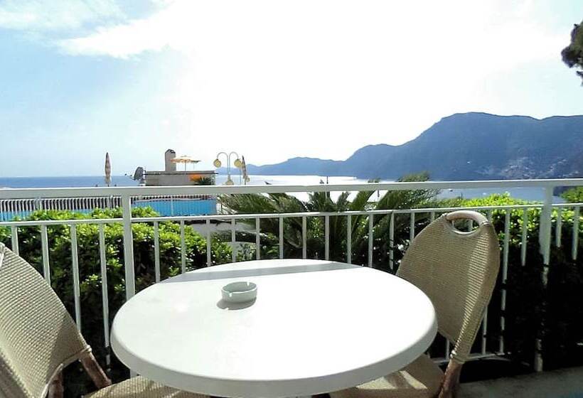 Отель Le Fioriere