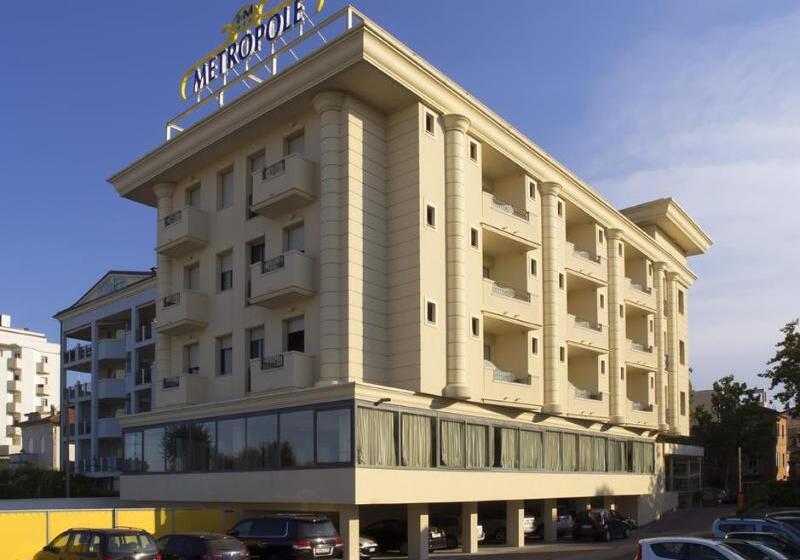 هتل Metropole