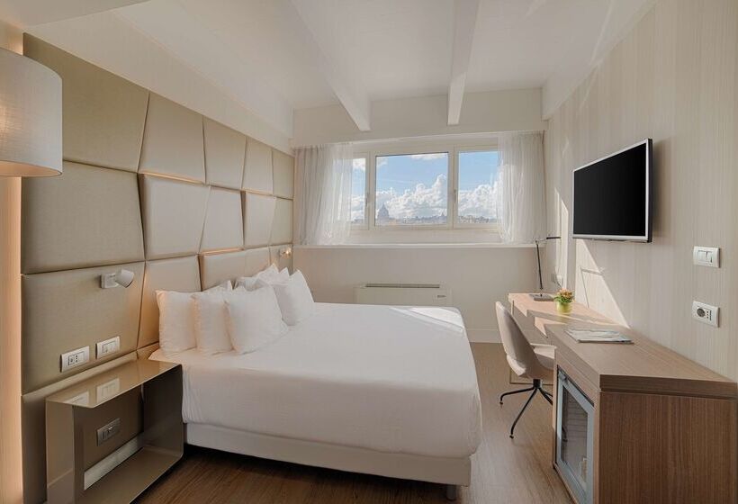 בית מלון כפרי NH Collection Roma Centro