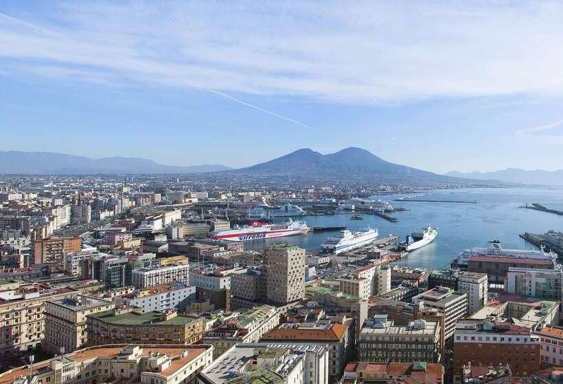 هتل NH Napoli Panorama
