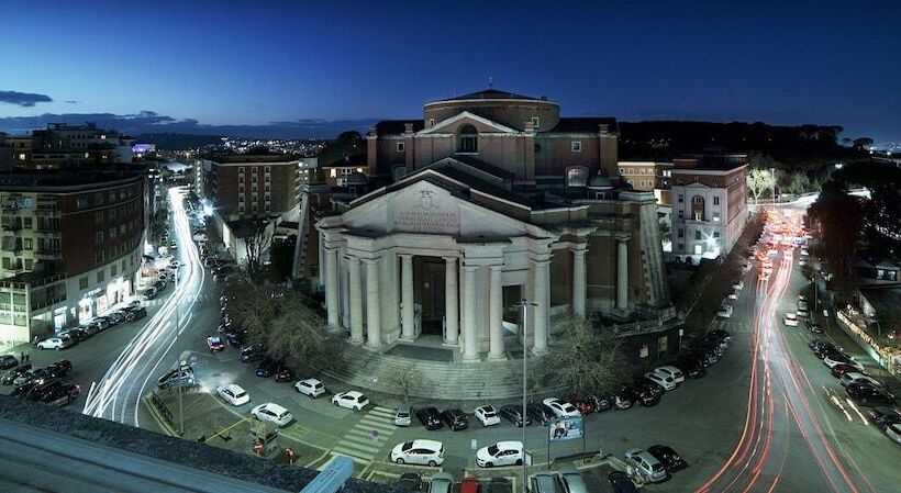 בית מלון כפרי Radisson Blu Ghr , Rome