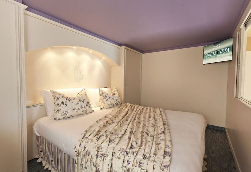 اقامتگاه Bellavista Lakefront Hotel & Apartments