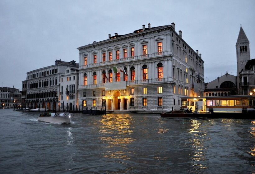 Unahotels Ala Venezia Adults 16