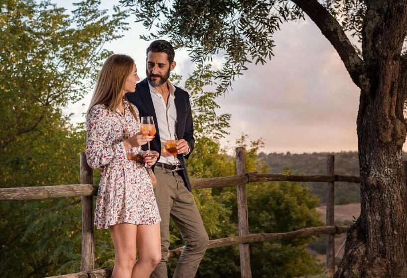 فندق Antico Casale Di Scansano Resort
