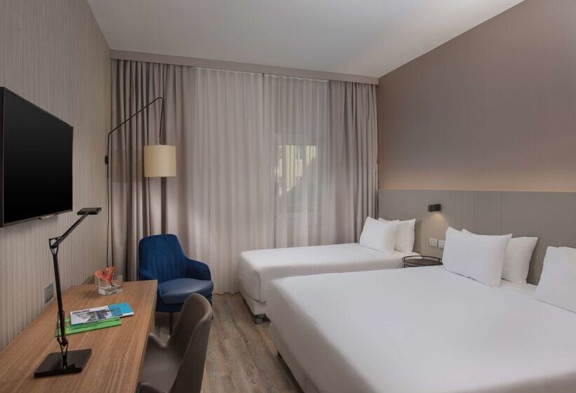 בית מלון כפרי NH Trieste