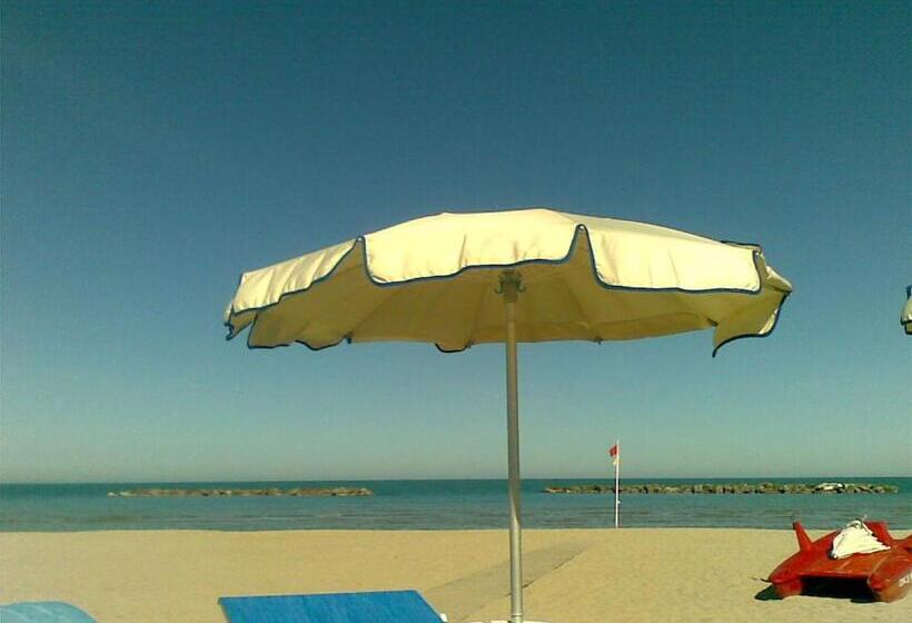 فندق Parco