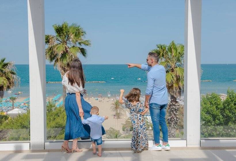Family Hotel Relax